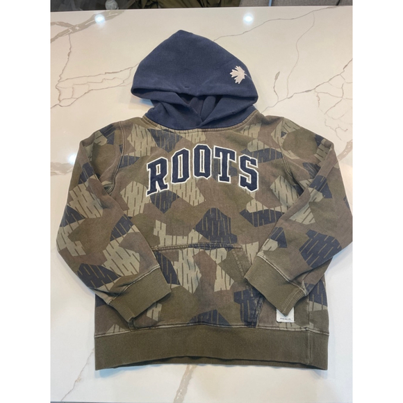 Boys Roots Leaf Camo Sweatshirt Hoodie Green Camo boys Large 9 / 10 - Picture 1 of 7